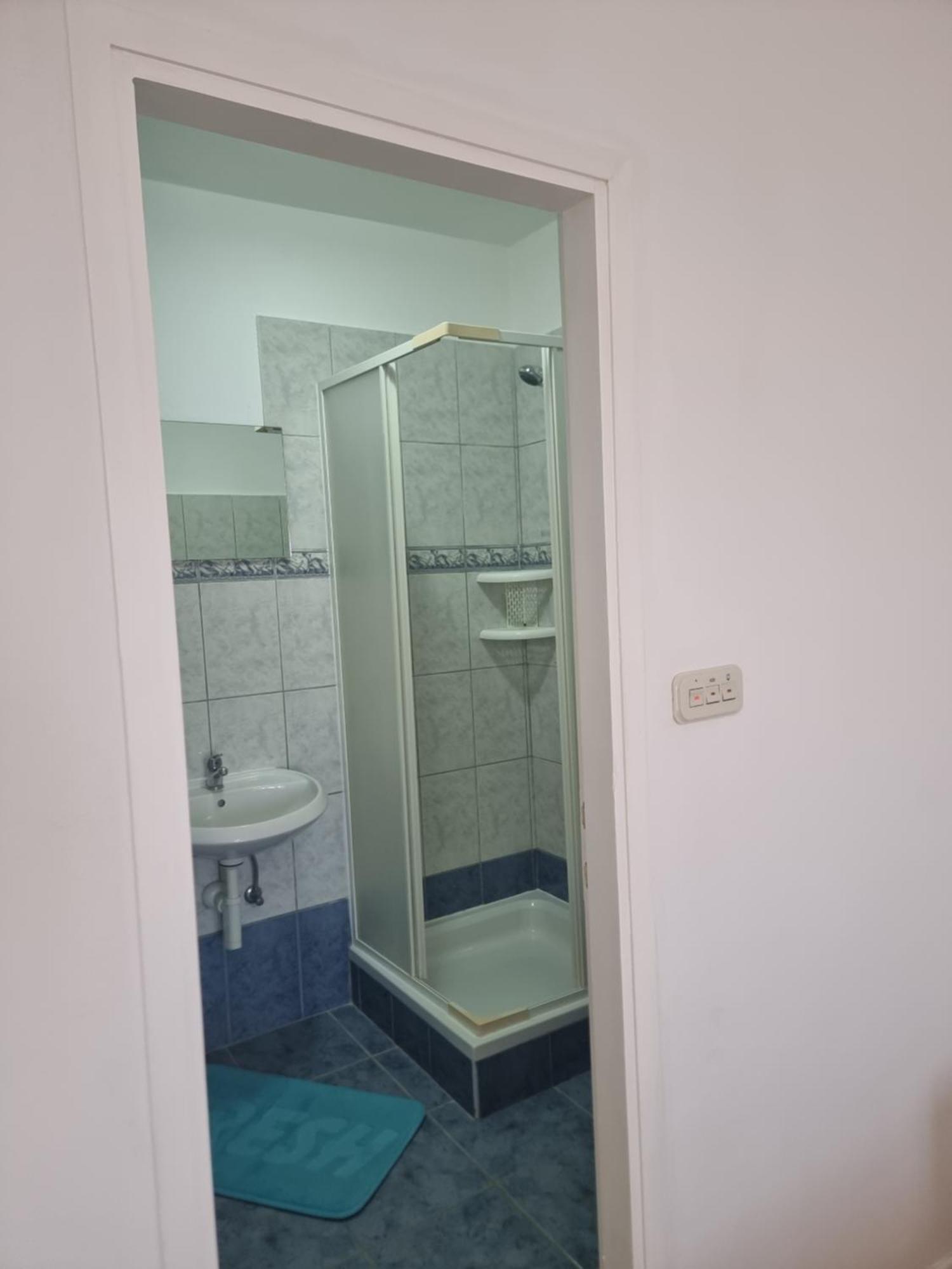 Apartmani Alen Dinjiska Exterior photo